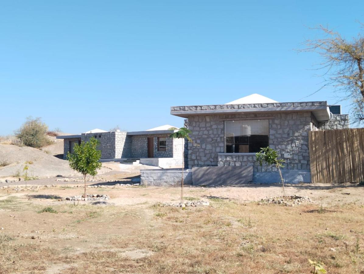 Clarks Safari Jawai Hotel Jawai Bandh Exterior photo