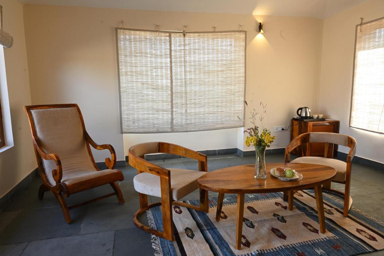 Clarks Safari Jawai Hotel Jawai Bandh Exterior photo