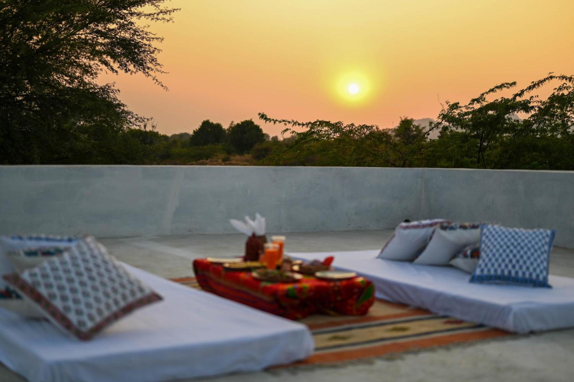 Clarks Safari Jawai Hotel Jawai Bandh Exterior photo